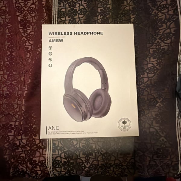 AMBW Wireless Headphone Model Q8 ANC Wireless Stereo Headset