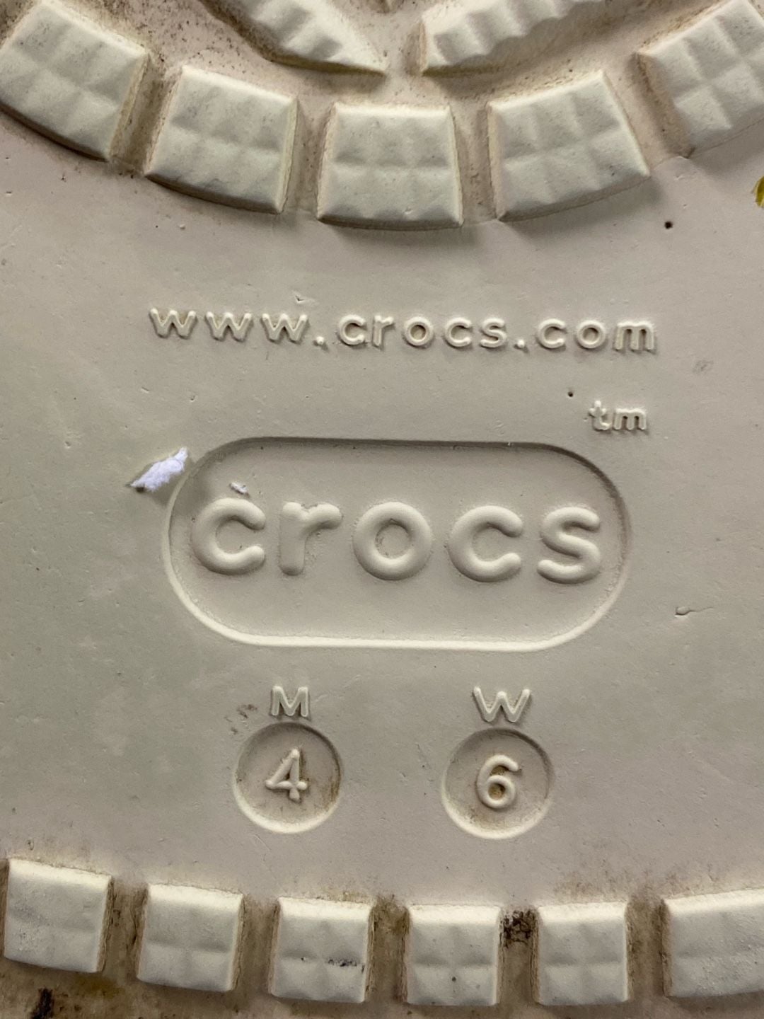 Crocs Classic Crush Clog Platform Sandals Pink and Green Palm Leaf Graphic 12