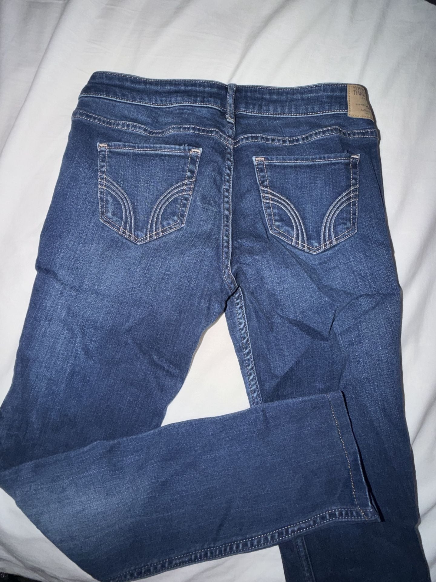 Hollister Super Skinny Distressed Dark Wash Jeans Size 3 / W26 2