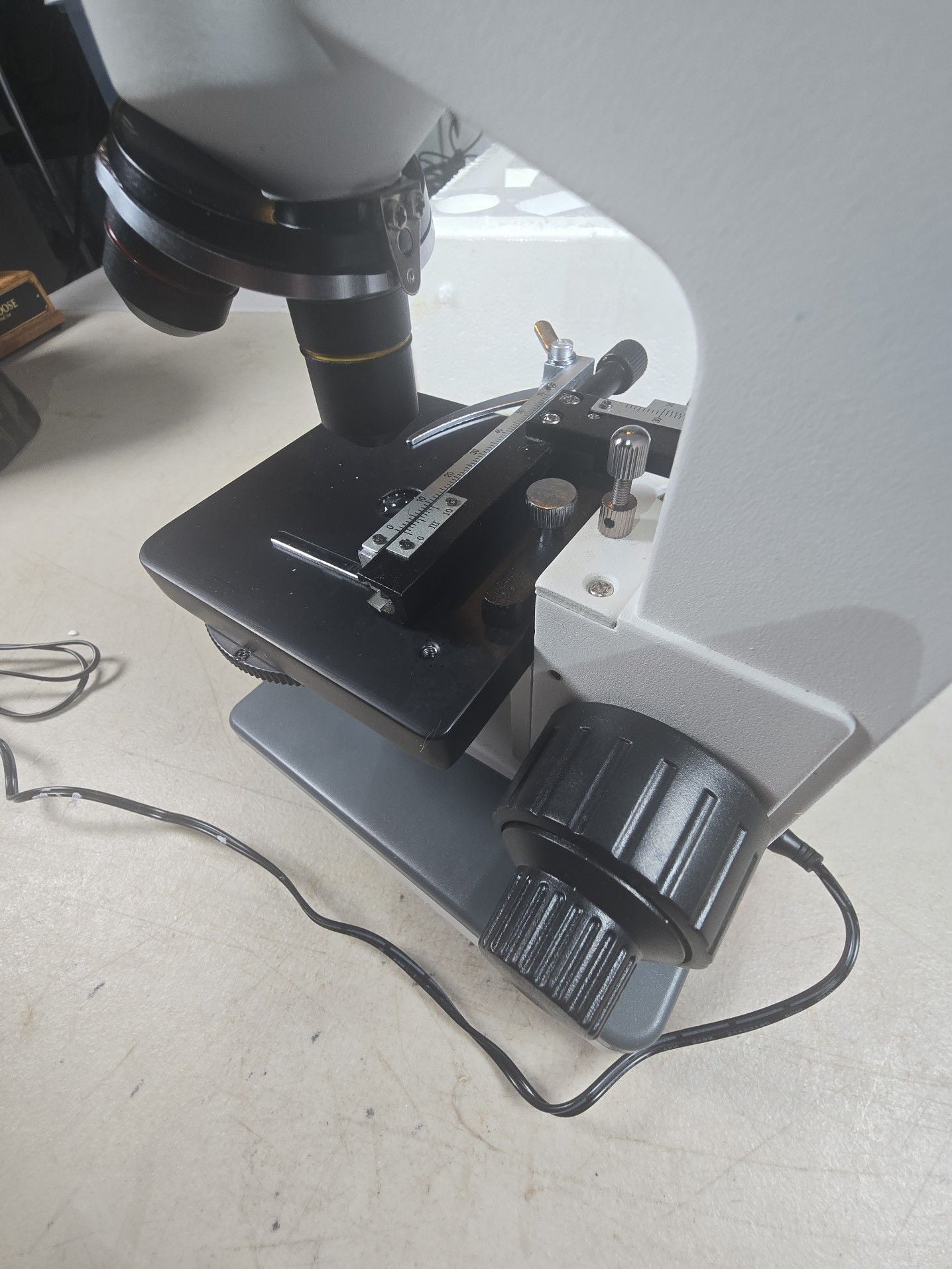 Premiere Compound Microscope 9