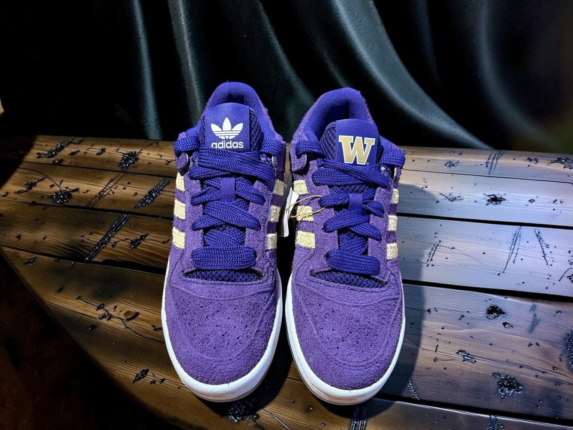 Adidas Forum Low CL Washington Huskies NCAA Purple Cream Sneakers HQ7474 8