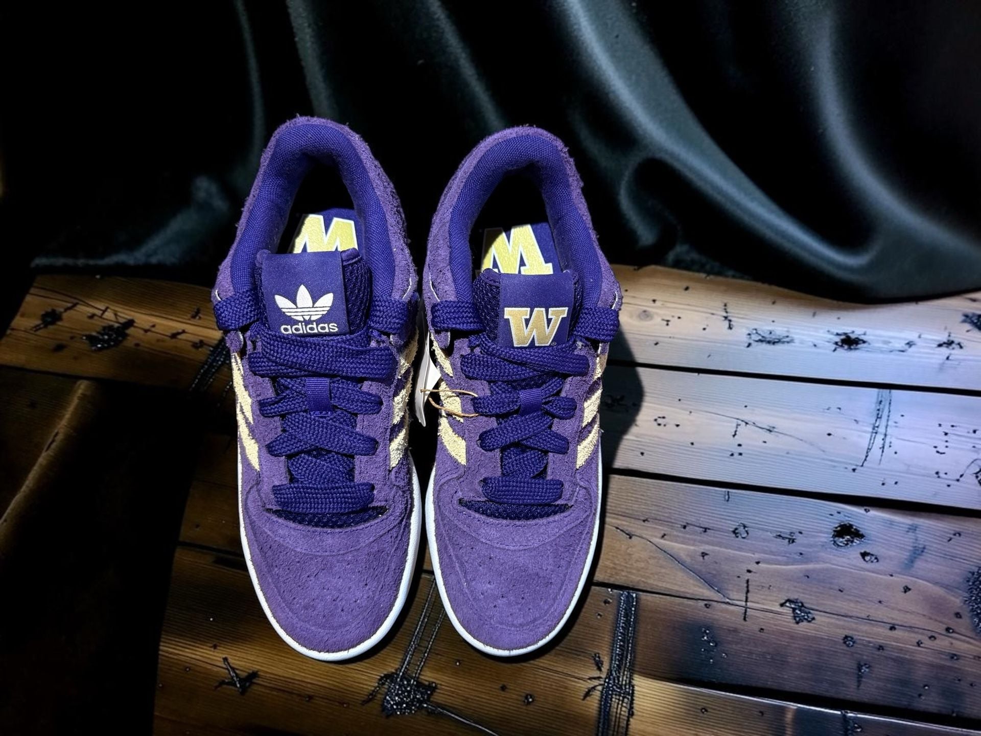 Adidas Forum Low CL Washington Huskies NCAA Purple Cream Sneakers HQ7474 13