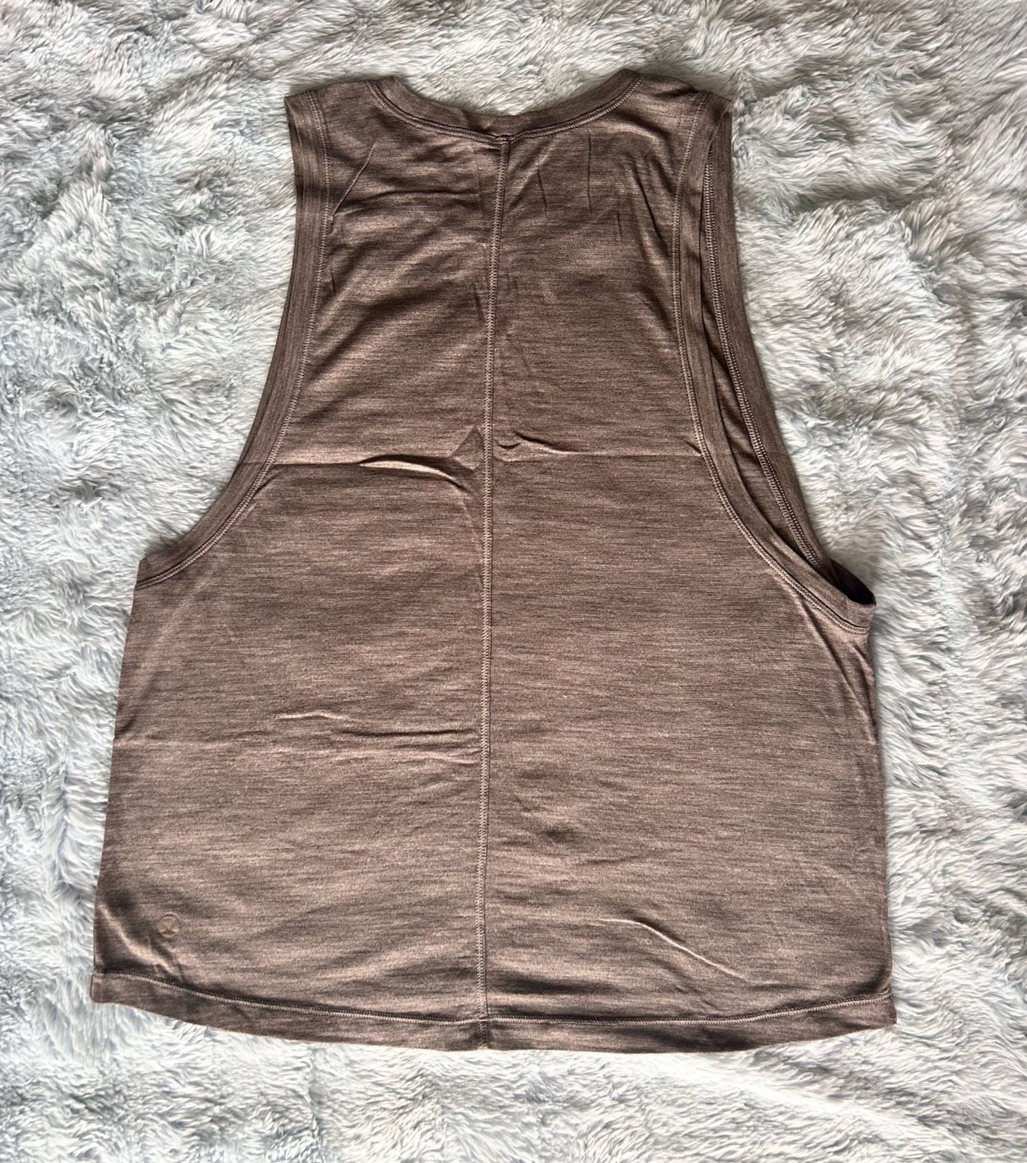 Lululemon Women's GREY w Silverlite Antibacterial Technology Dropped Armhole Athletic Tank Top 3