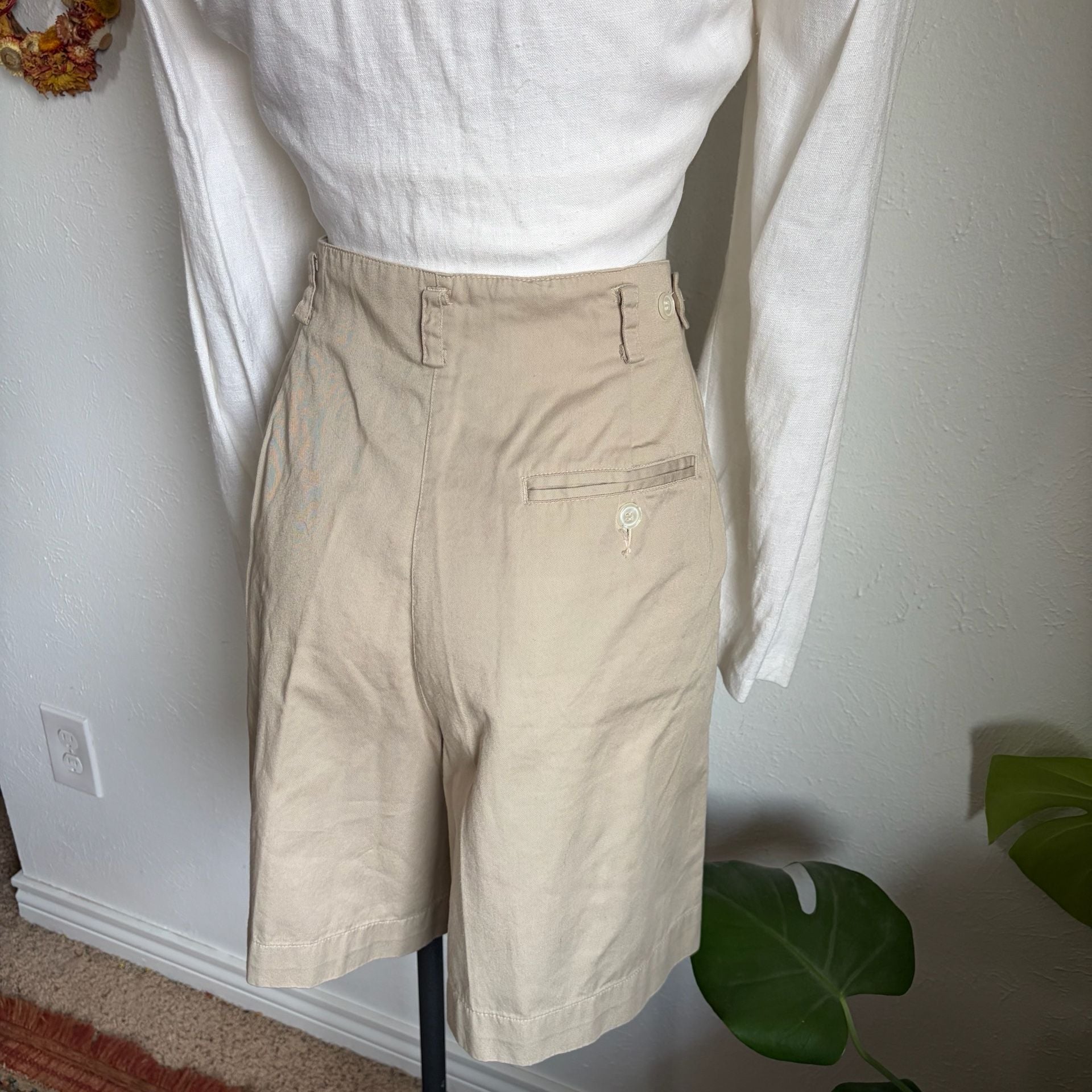 Lizsport Vintage High Waisted Pleated Shorts Tan Size 12 6