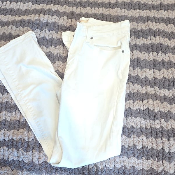 Levi Strauss & Co. Classic Straight White Jeans Size 27