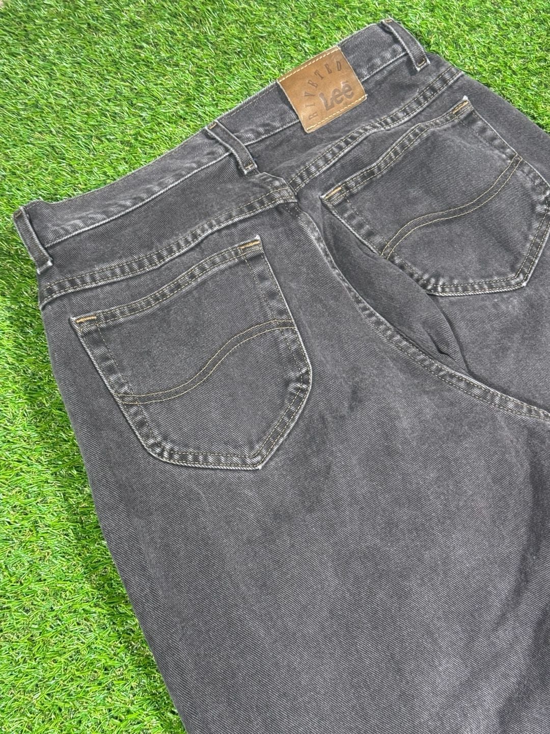 Vintage 90s Lee Riveted Black Wash High Rise Straight Leg Jeans 5