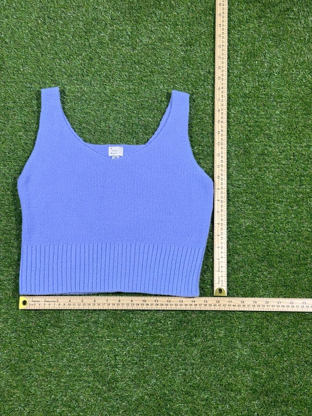 A New Day Women's Pastel Purple Fuzzy Cropped Knit Sweater Tank Top Size XS 5