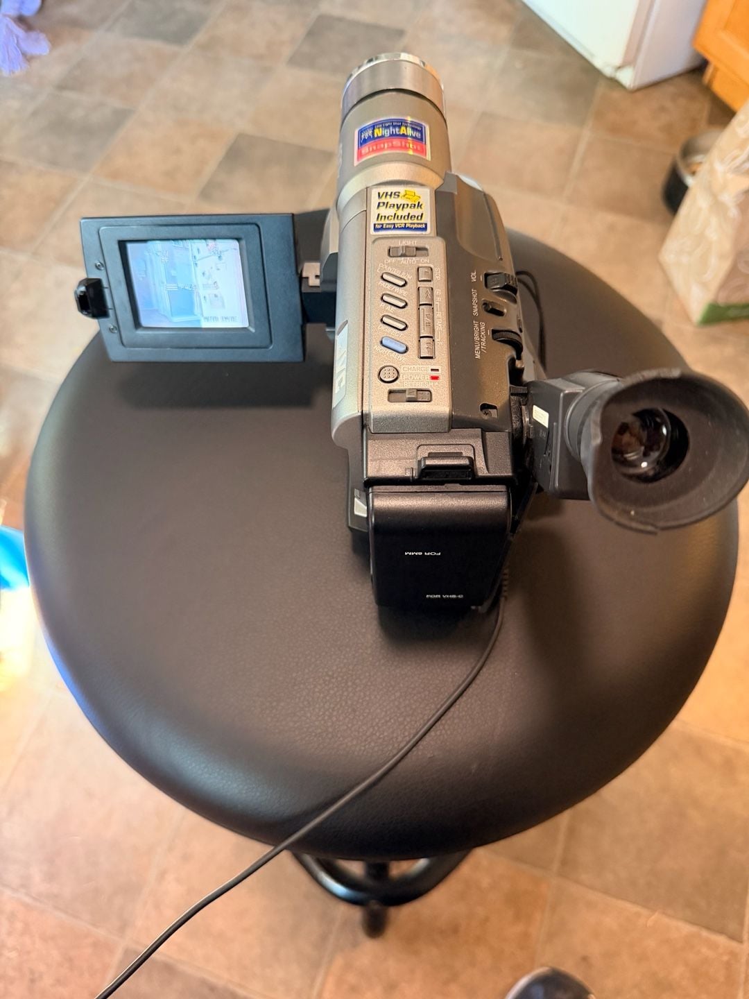 JVC GR-SXM330 Super VHS-C Camcorder 400x Digital Zoom 1