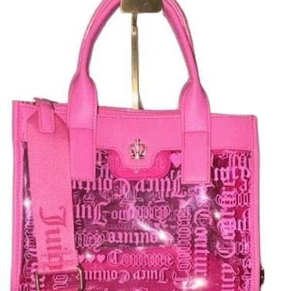 Cream obsession crossbody juicy couture bag. 