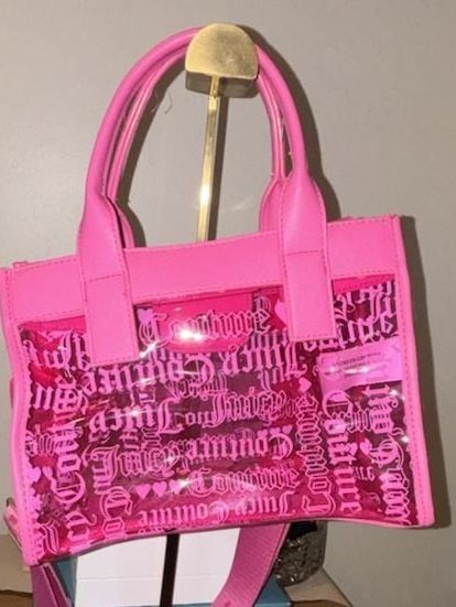 Cream obsession crossbody juicy couture bag. 3
