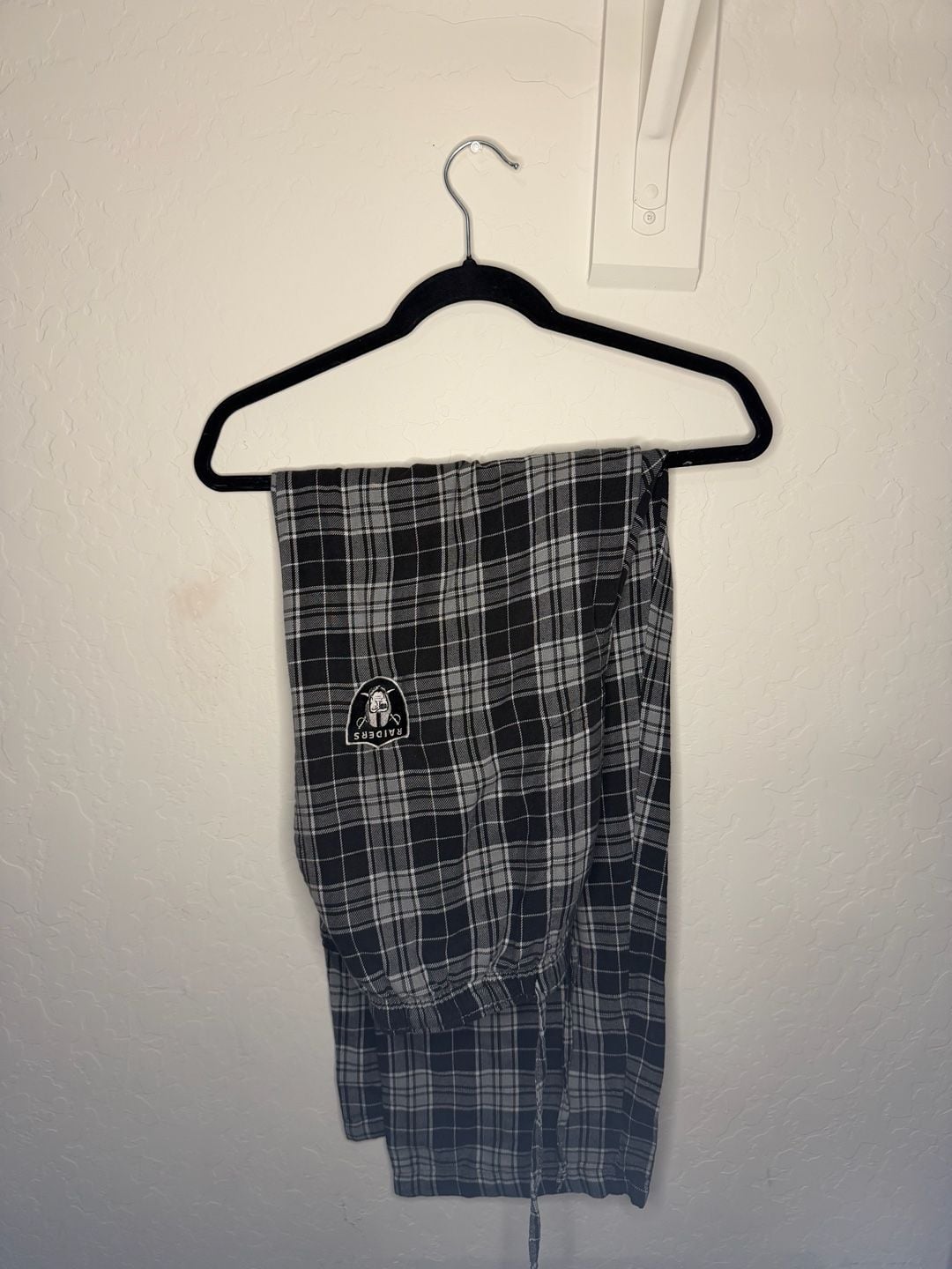 Las Vegas Raiders NFL Concepts Plaid Flannel Pajama Pants Black Gray vintage 3