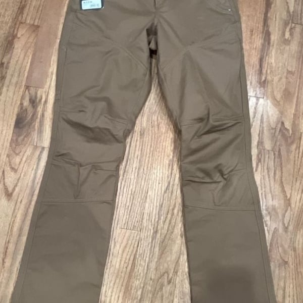 Kuhl W's Rydr Pant 32 inch Inseam Dark Khaki Size 2 Relaxed Fit