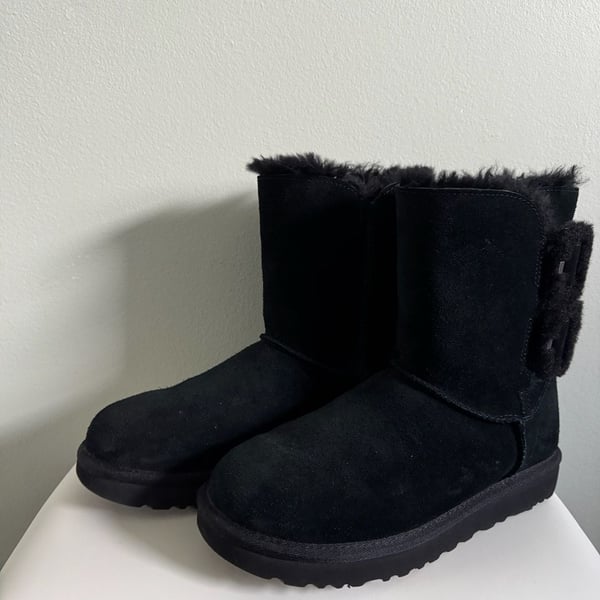 UGG Classic Mini Twist Bow Black Suede Fur Ankle Boots Size US 7