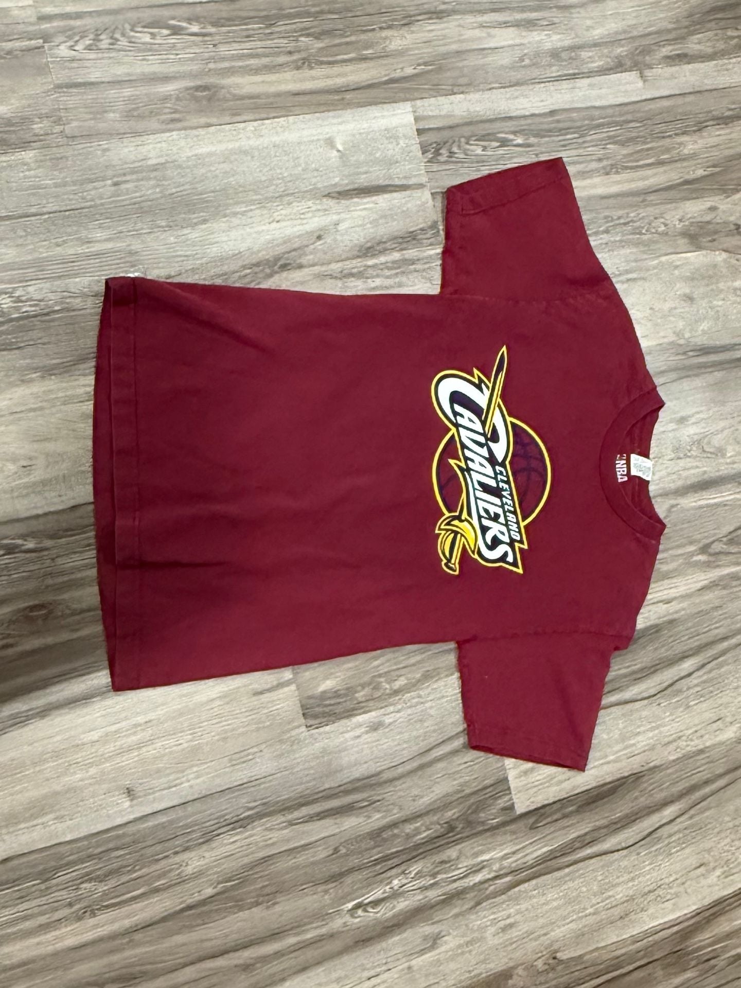 Cleveland Cavaliers NBA Maroon T-Shirt Size M 2