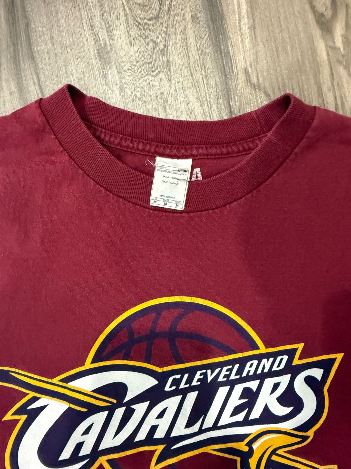 Cleveland Cavaliers NBA Maroon T-Shirt Size M 3