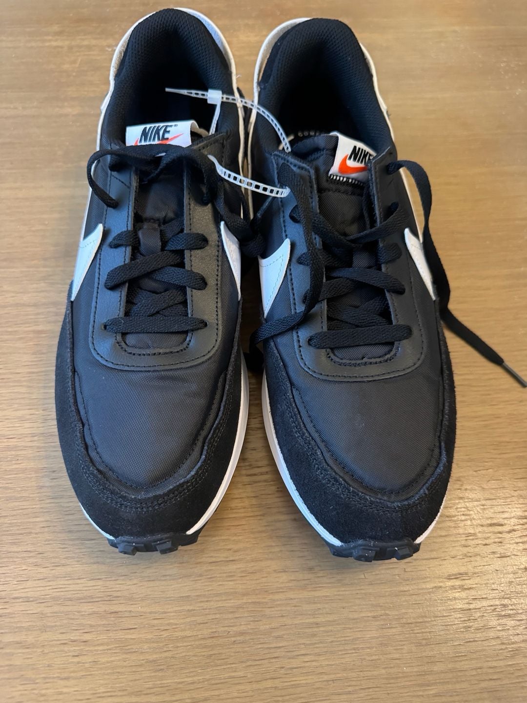 Nike Women’s Waffle Debut Black White Casual Sneakers 9