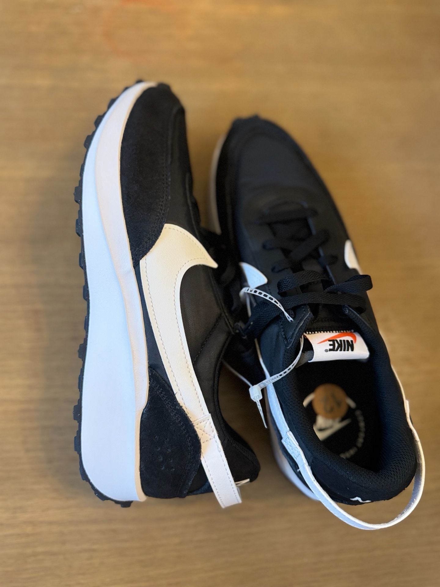 Nike Women’s Waffle Debut Black White Casual Sneakers 22