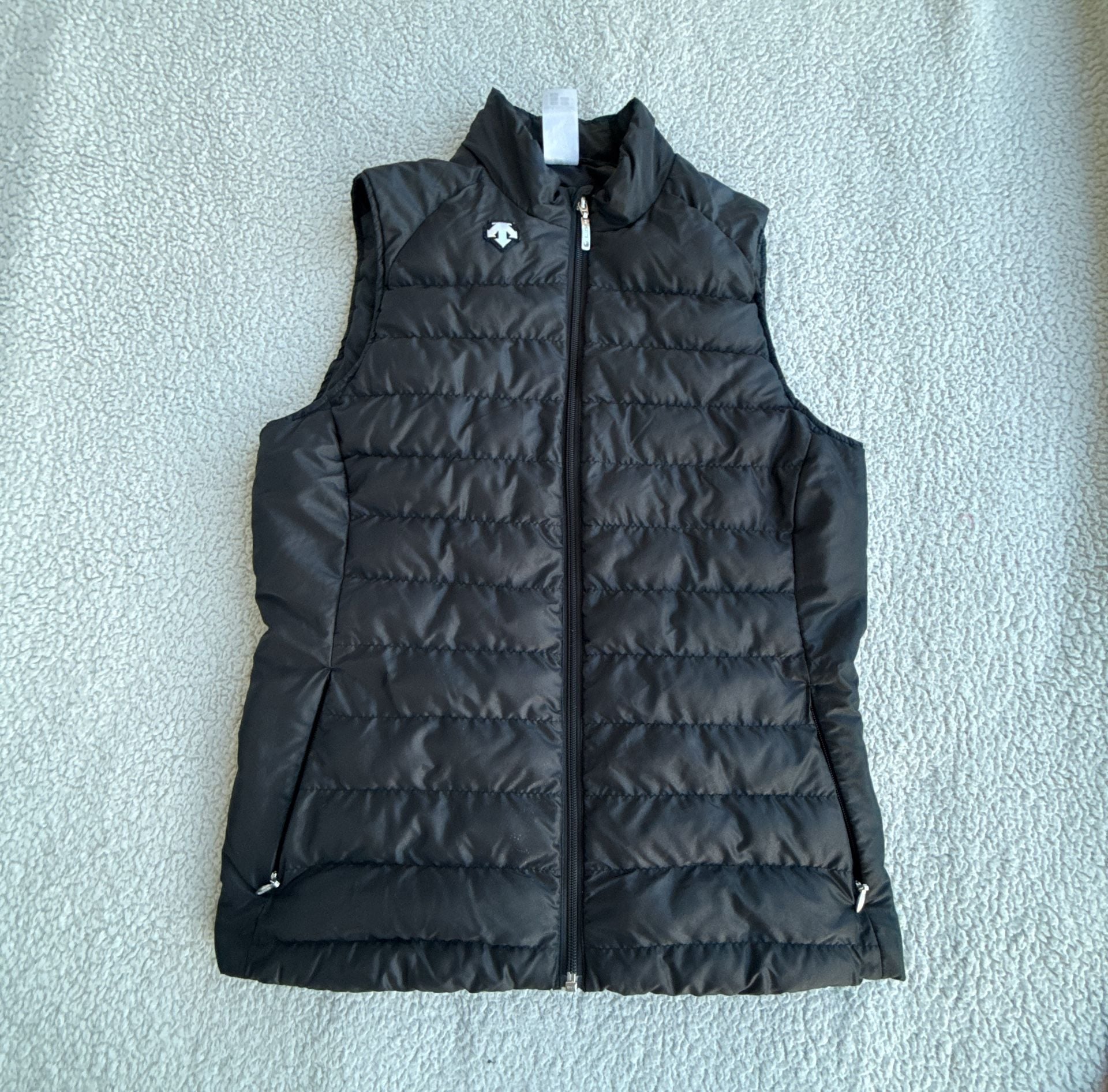 Descente Sarah Featherless 700 Fill DWR Insulated Vest Womens Size 8 US 2