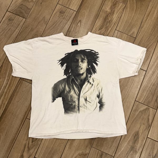 Vintage Zion Rootswear Bob Marley White Graphic T-Shirt Size 2XL
#y2k