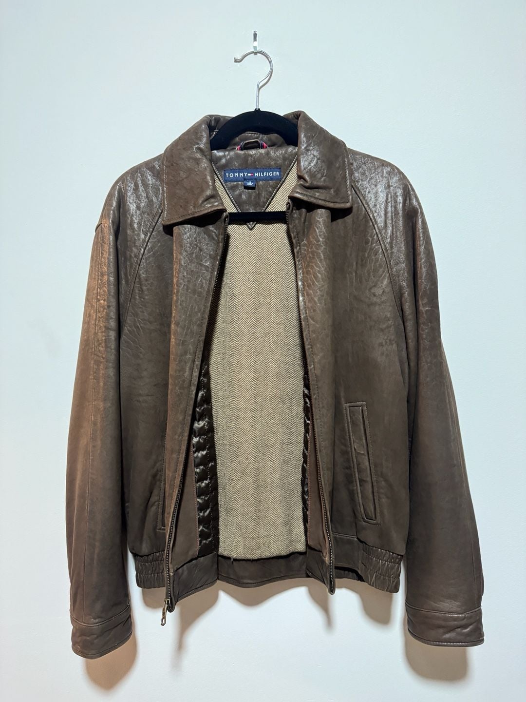 Tommy Hilfiger Vintage Brown Genuine Leather Bomber Jacket with Herringbone Lining Size S 3