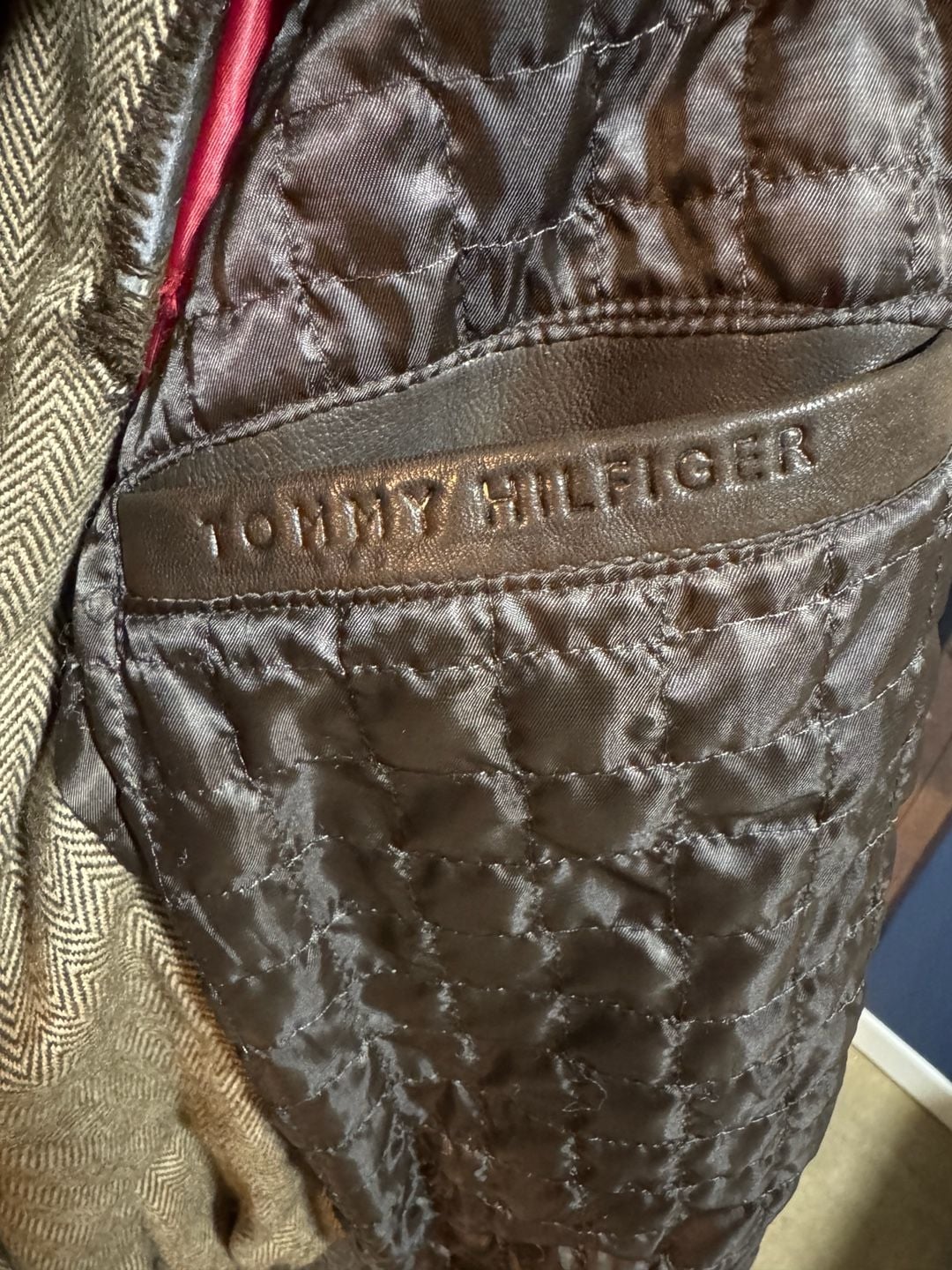 Tommy Hilfiger Vintage Brown Genuine Leather Bomber Jacket with Herringbone Lining Size S 5