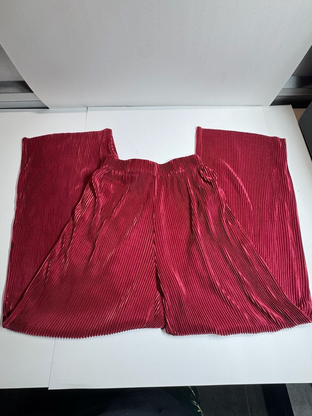SHEIN Red Plisse Pleated Wide Leg Pants Size XS 2