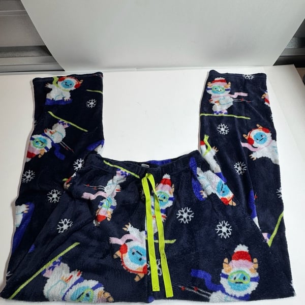 Secret Treasures Navy Blue Christmas Yeti Snowman