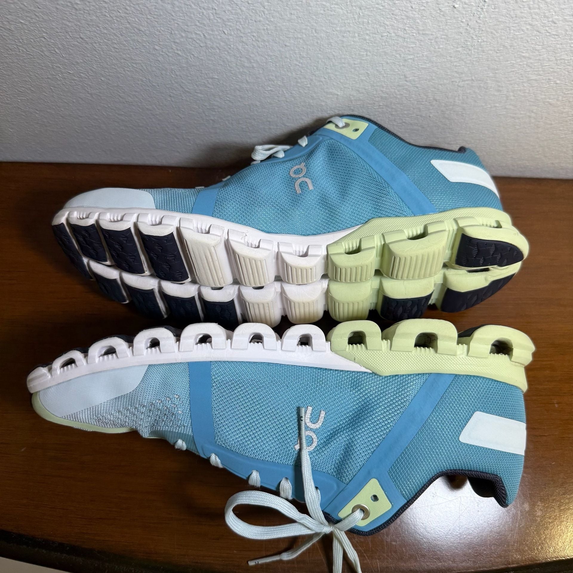 On Running Cloudflow 3.0 Niagara Meadow Running Shoes women US 8.5 9