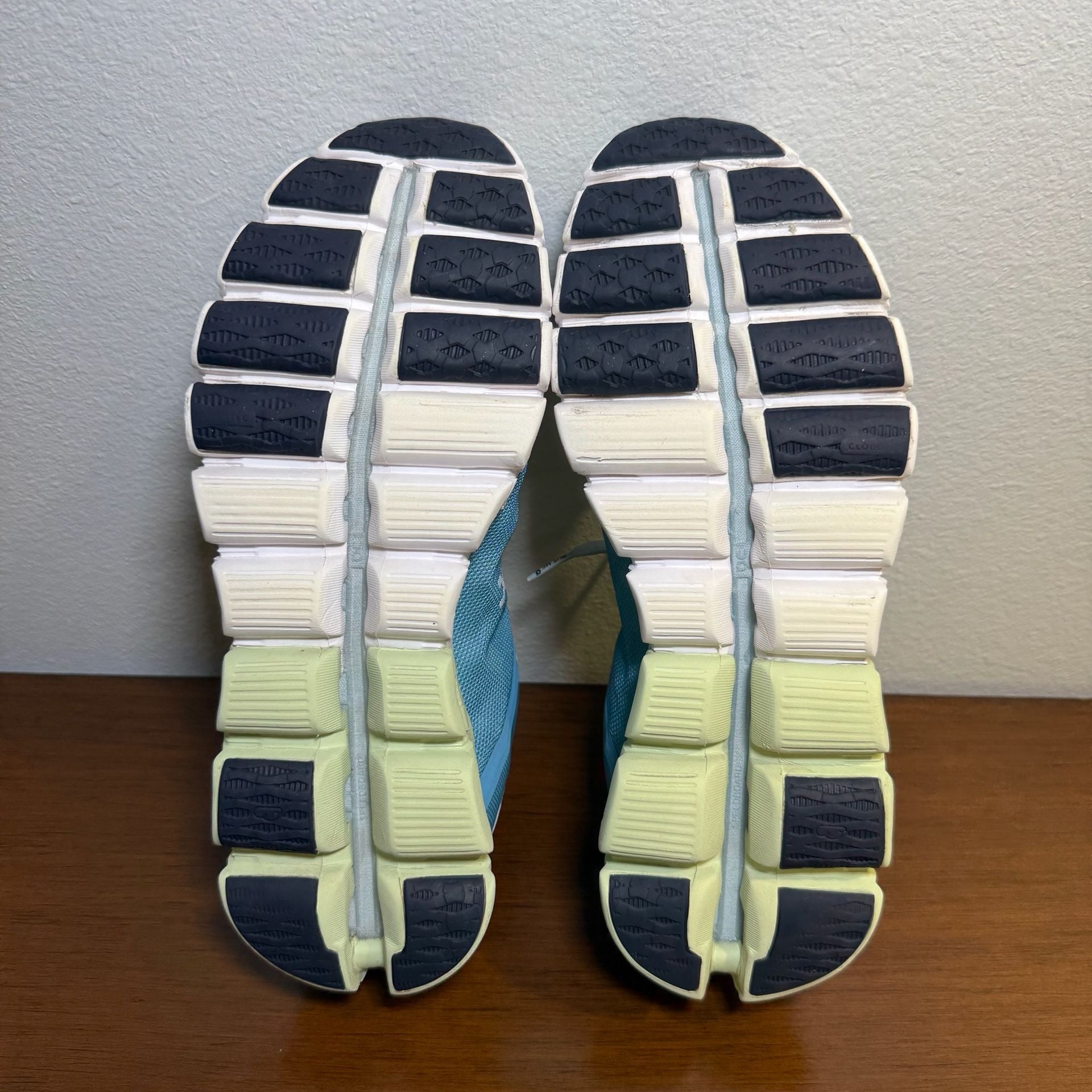 On Running Cloudflow 3.0 Niagara Meadow Running Shoes women US 8.5 10