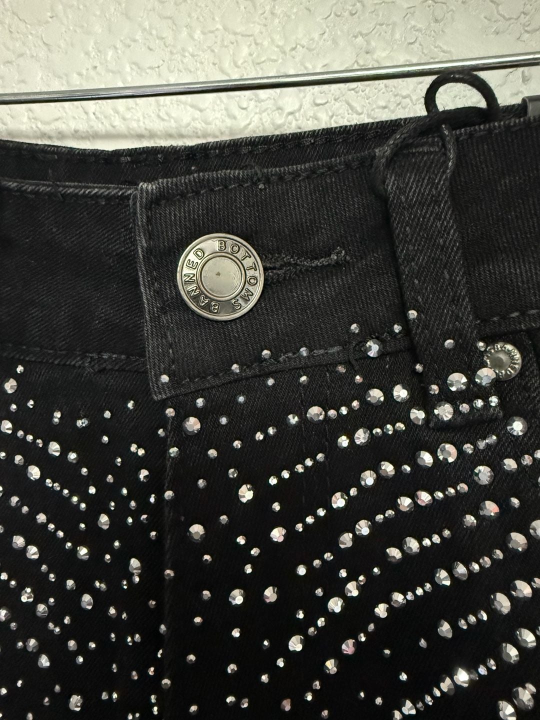 Boys Banned Bottoms Midrise Relaxed Fit Crystal Embellished Black Denim Shorts Size 12 4