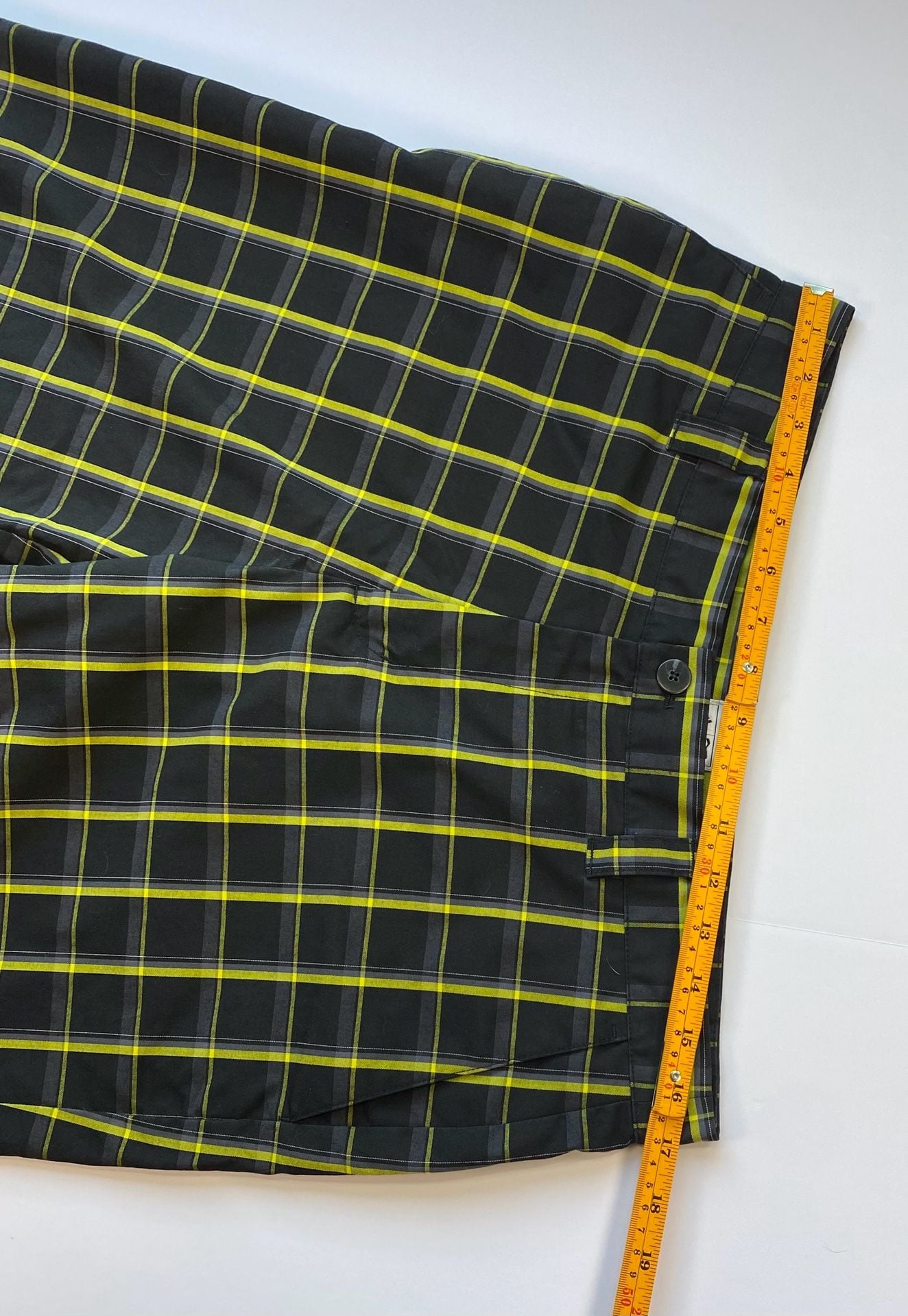 Adidas Men's Black Yellow Plaid golf Shorts Size 33 - Retro Y2K 2008/2012 7
