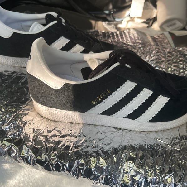 Adidas Gazelle Core Black Cloud White Size US 3