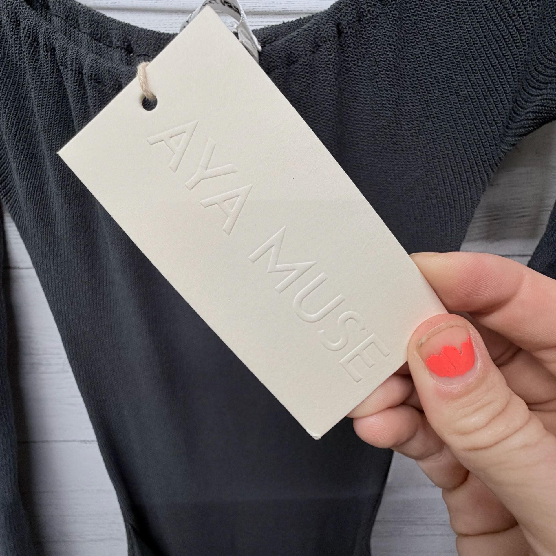 Product thumbnail 4
