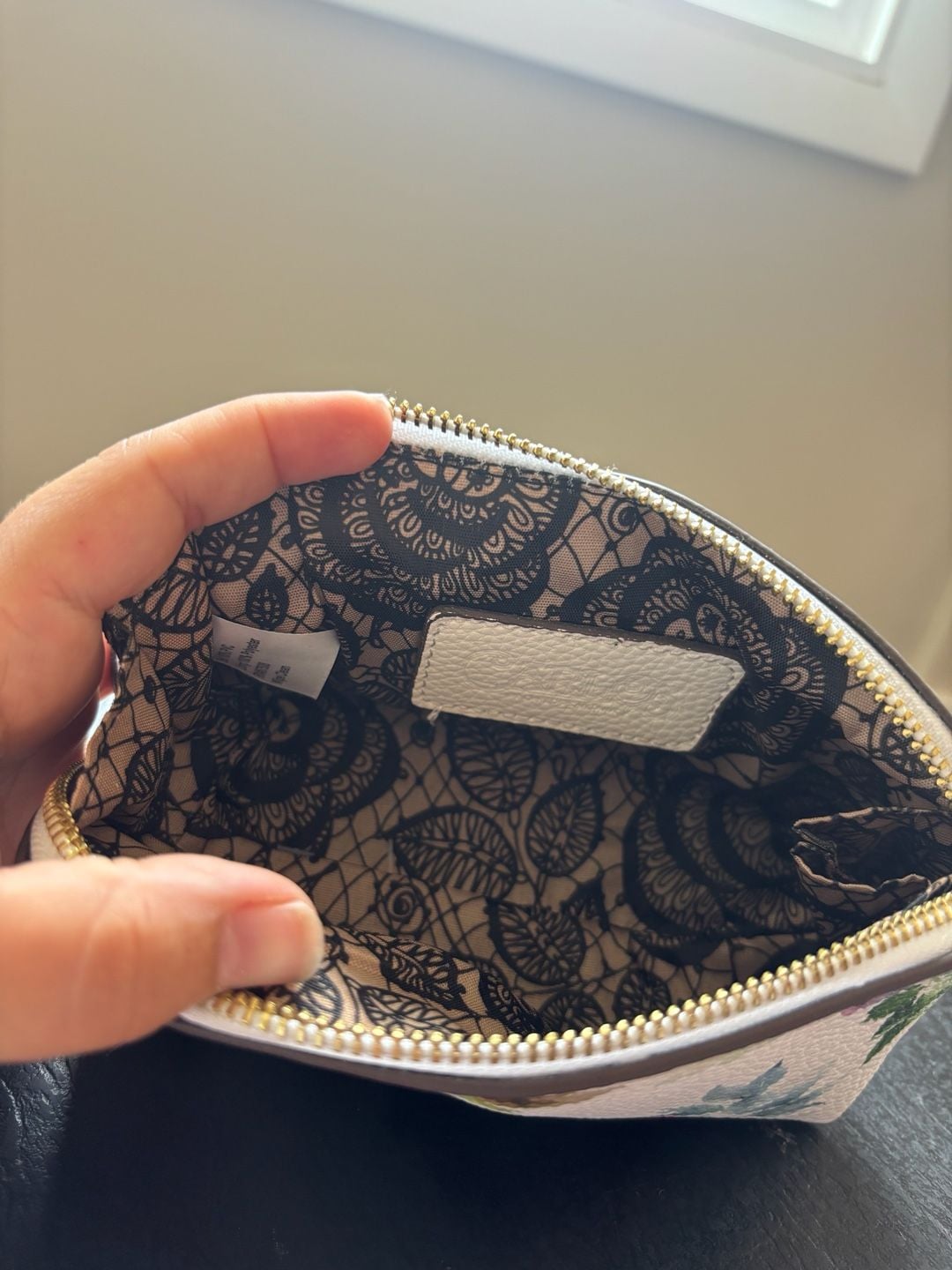 Carlos by Carlos Santana Floral Print Cosmetic Bag Zip Pouch 4