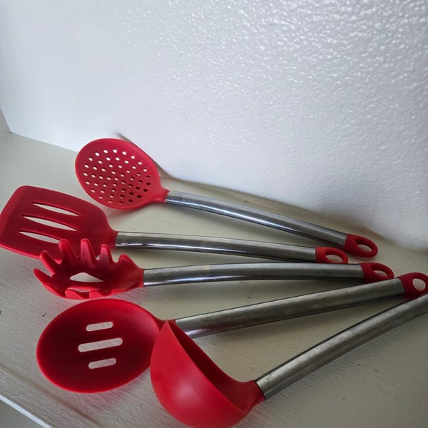 Kitchen Utensil Set 5pcs Heat Resistan BPA-Free Silicone Stainless Steel