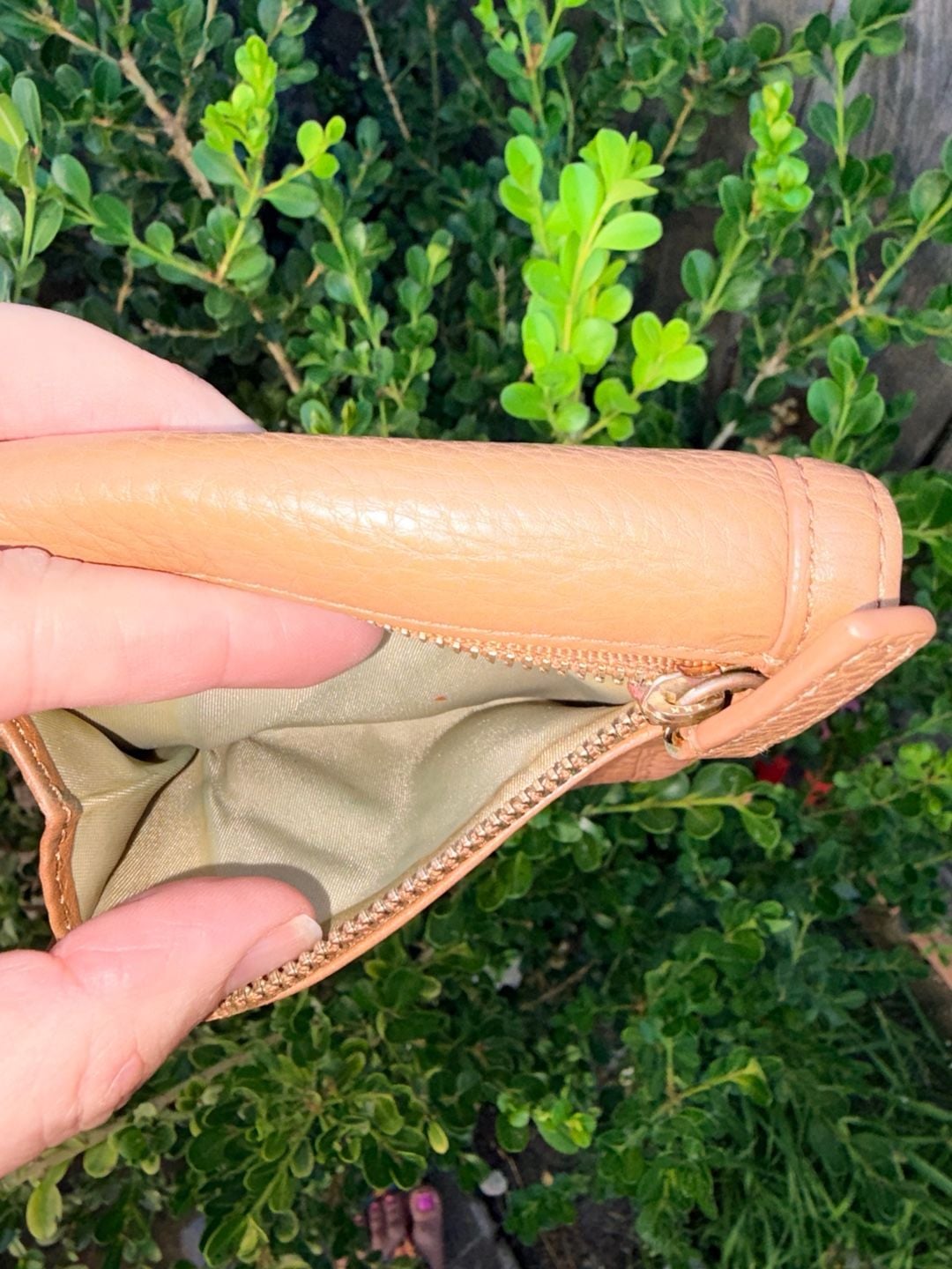 Tory Burch Amanda Tan Caramel Pebbled Leather Compact Trifold Wallet 7