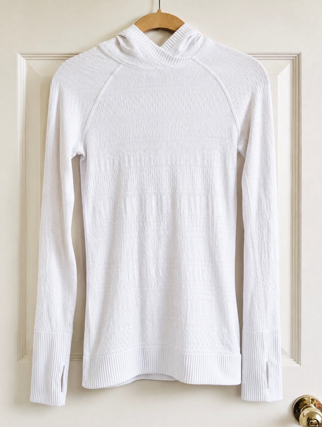Lululemon Rest Less Hoodie White Size 2 Textured Knit Thumbholes 4