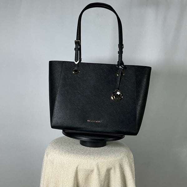 Michael Kors Walsh Medium Multifunctional Saffiano Leather Tote Bag Black