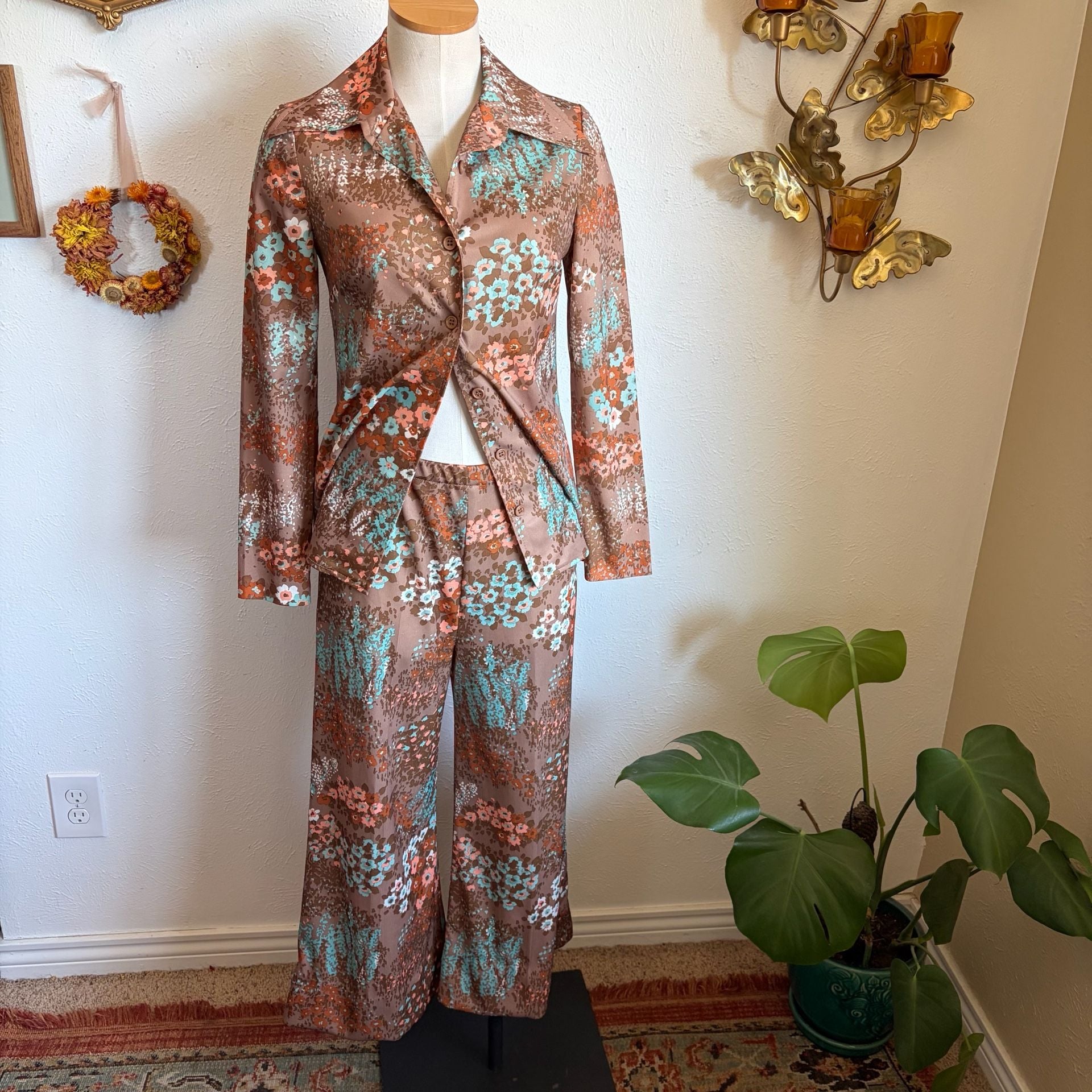 Vintage 1970s Floral Dagger Collar Button Down and Pants Set S 1