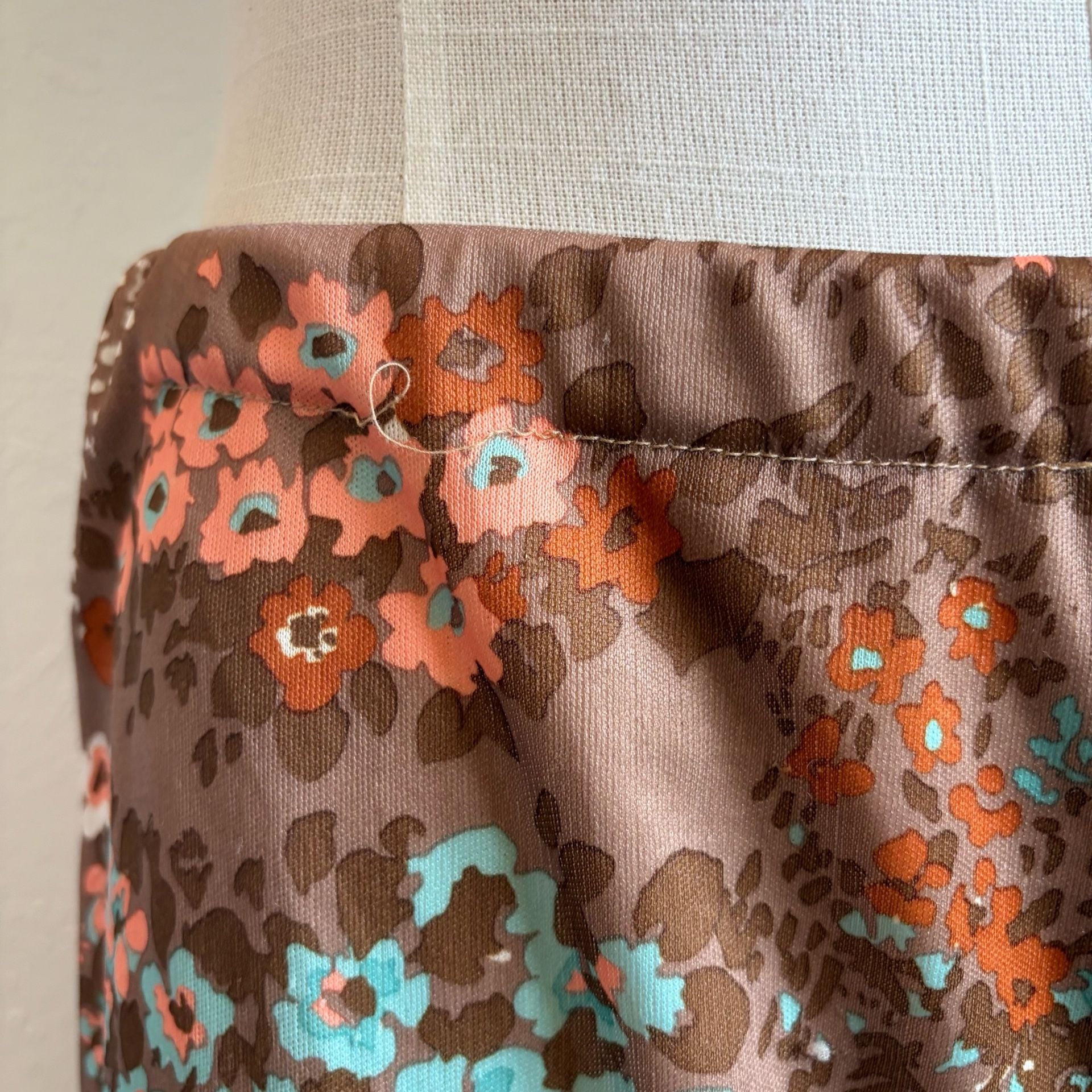 Vintage 1970s Floral Dagger Collar Button Down and Pants Set S 6