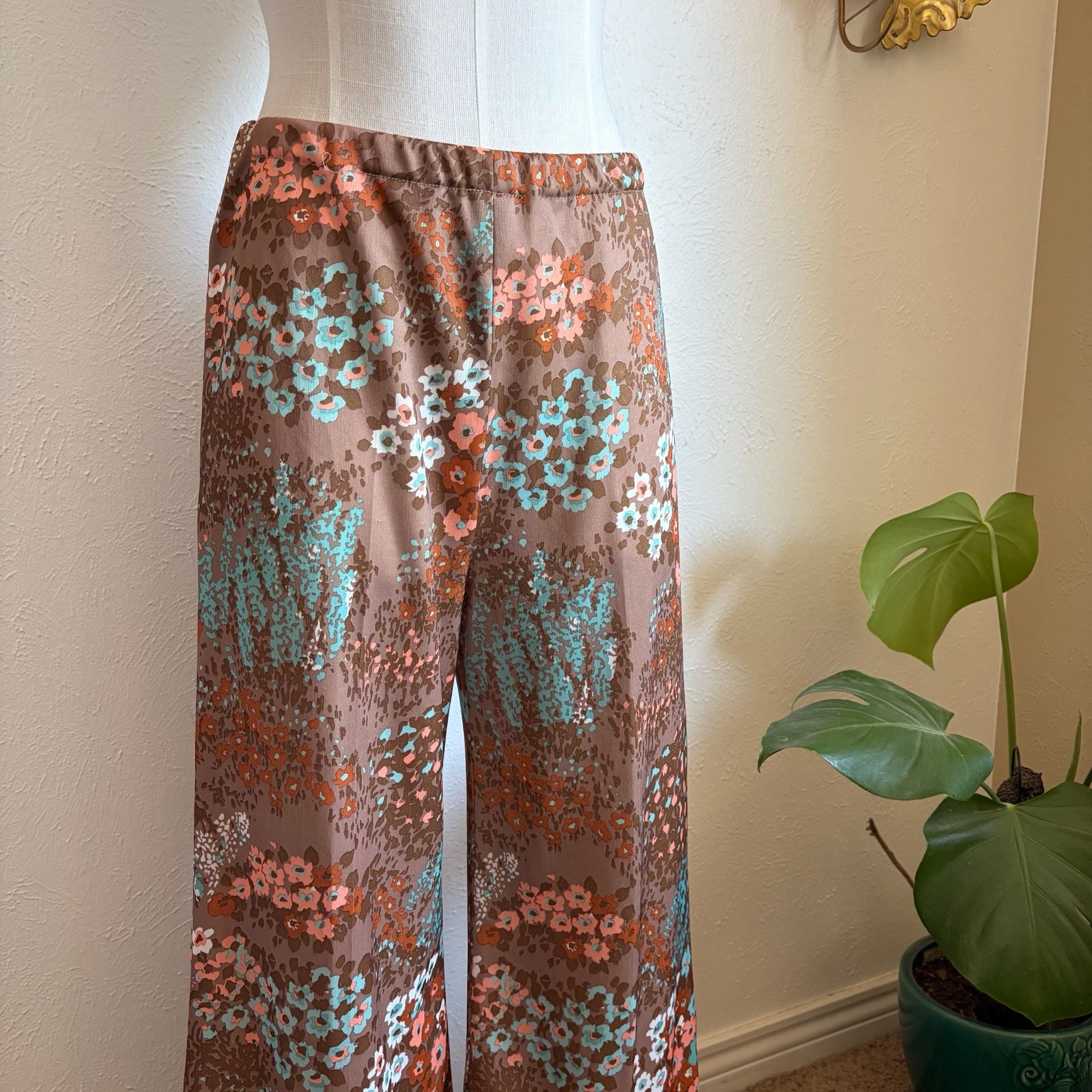 Vintage 1970s Floral Dagger Collar Button Down and Pants Set S 7