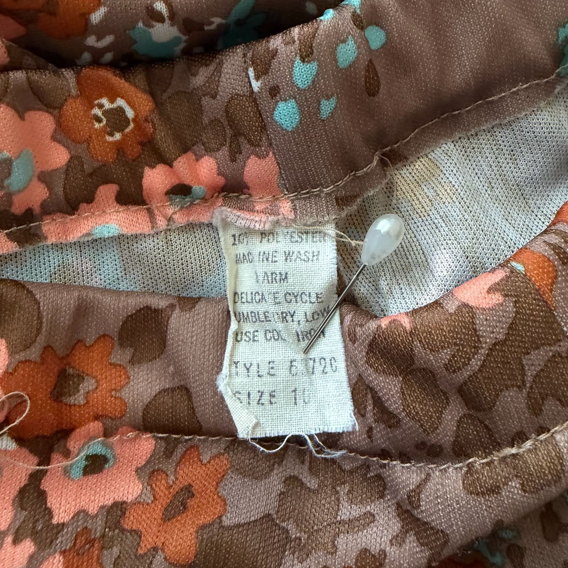 Vintage 1970s Floral Dagger Collar Button Down and Pants Set S 9