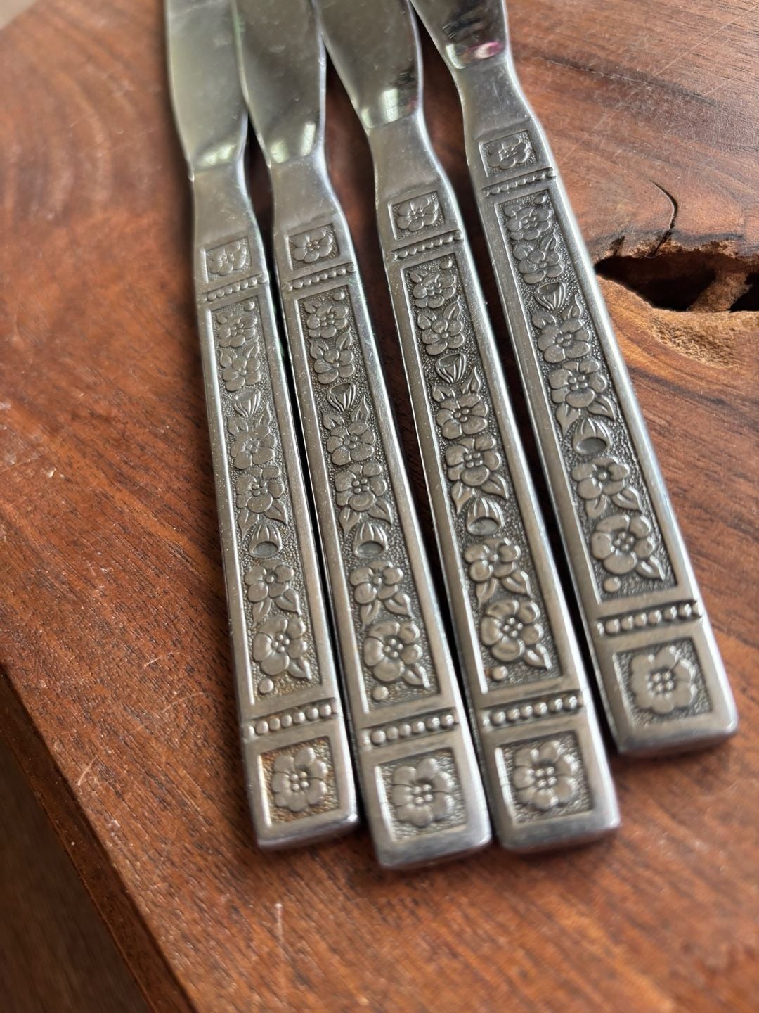 Vintage National Stainless Korea Butter Knives Rose Pattern Set of 4 3