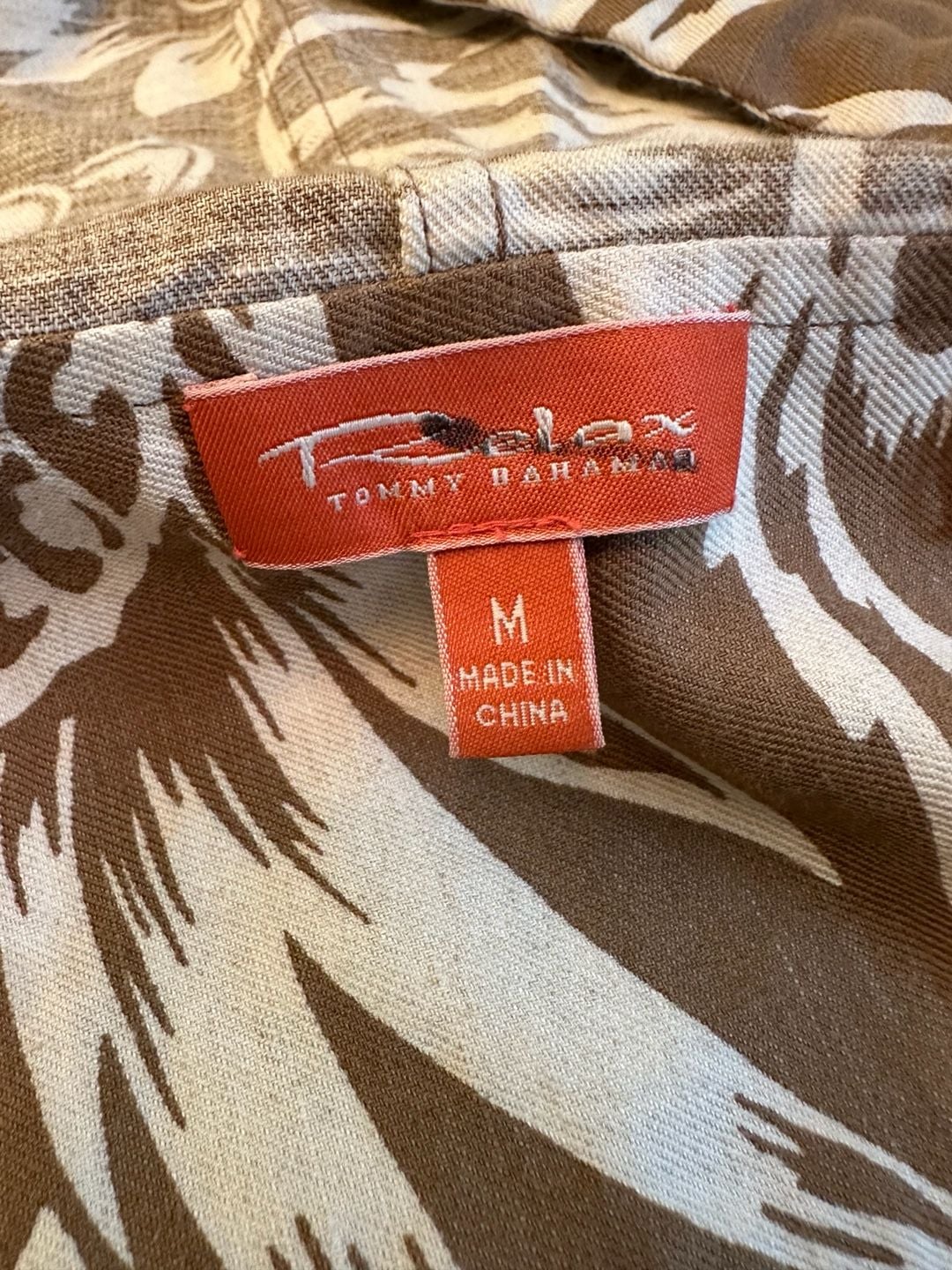 Pre loved Tommy Bahama Brown Hawaiian Tropical zip up women’s medium 11