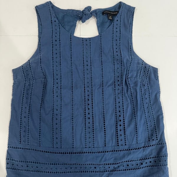 Banana Republic Women's Blue Eyelet Tank Top Size XS