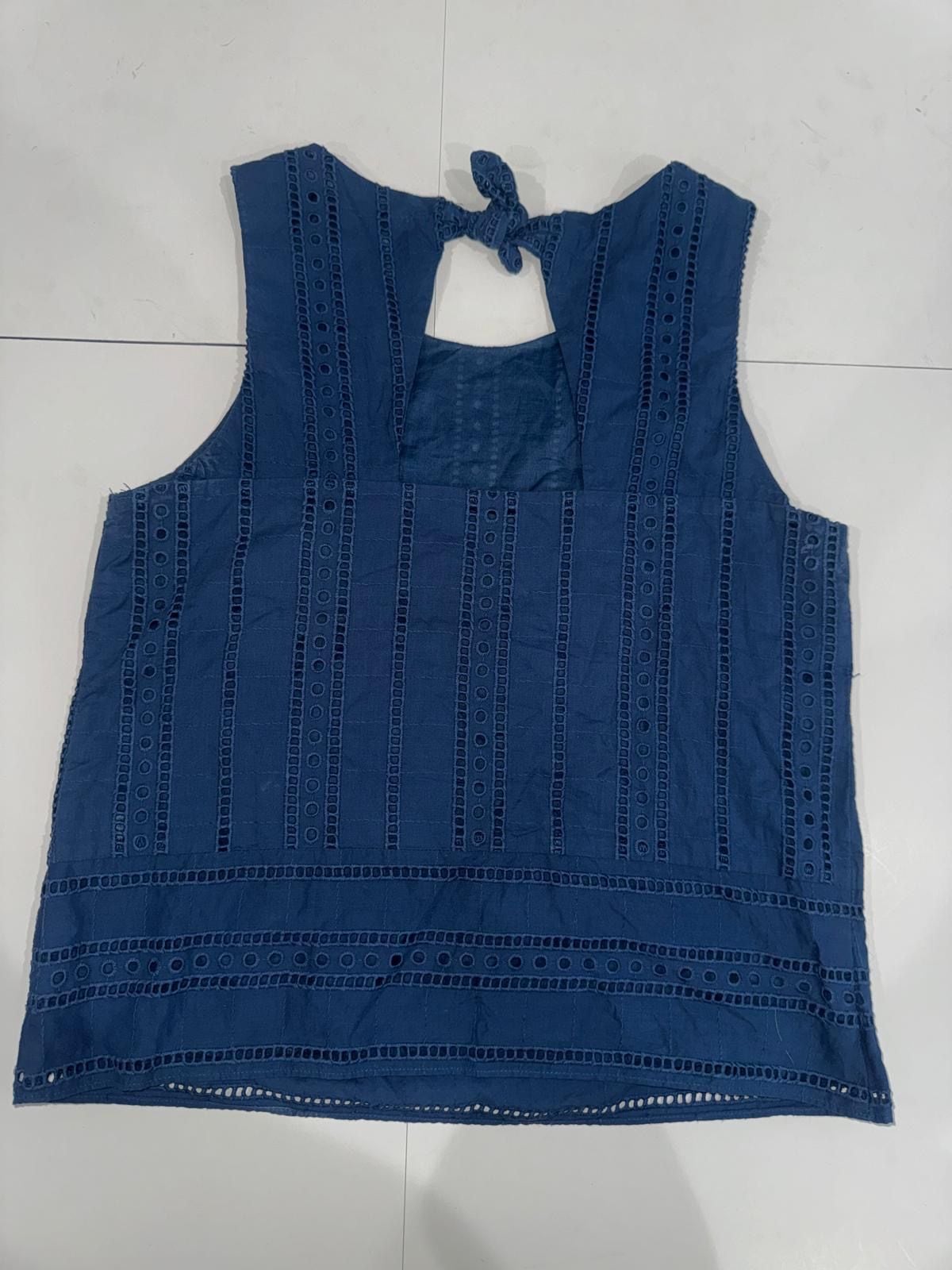 Banana Republic Women's Blue Eyelet Tank Top Size XS 4
