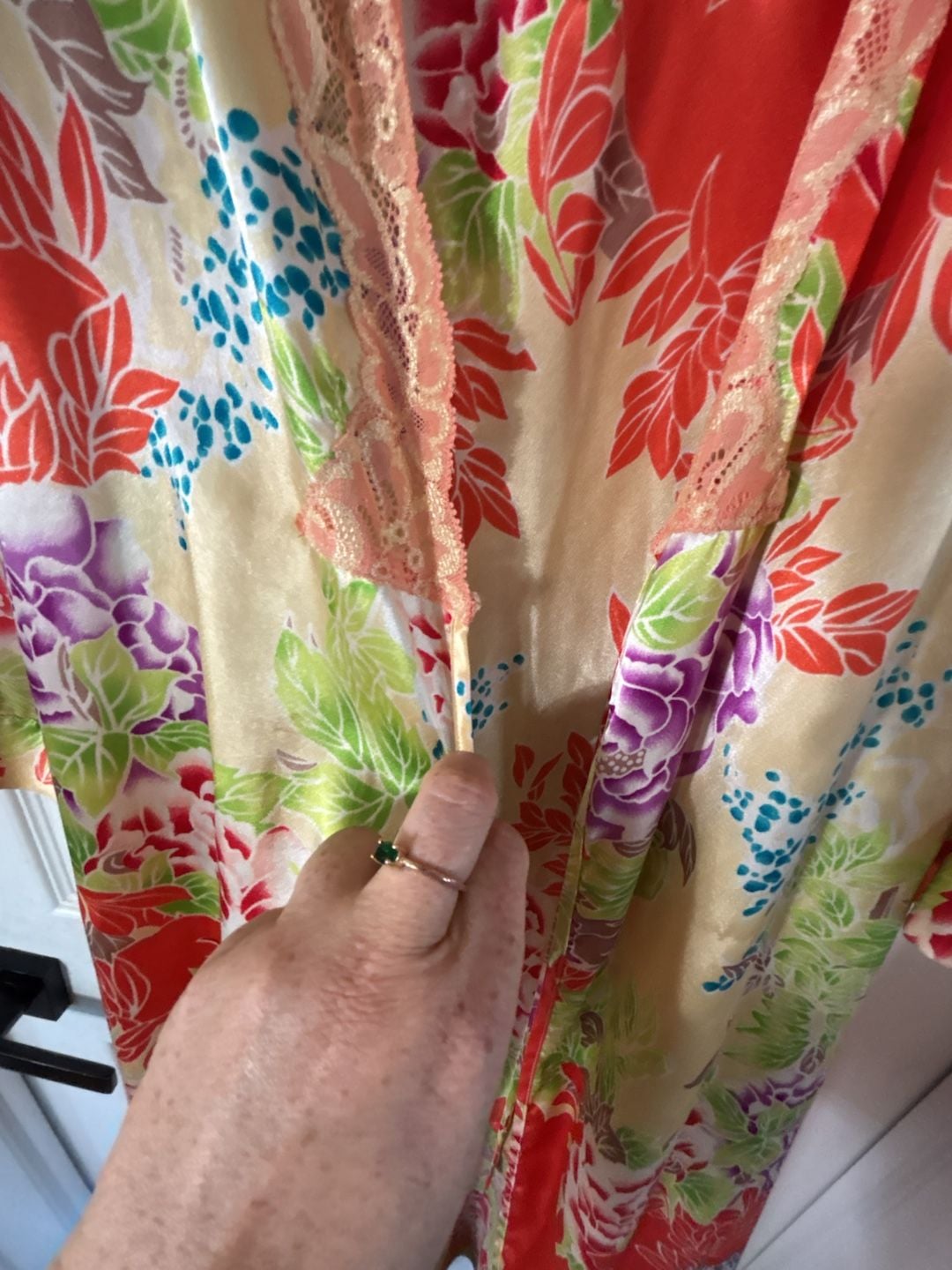 Vintage Delicates Floral Satin Chemise and Matching Robe Set Medium 10