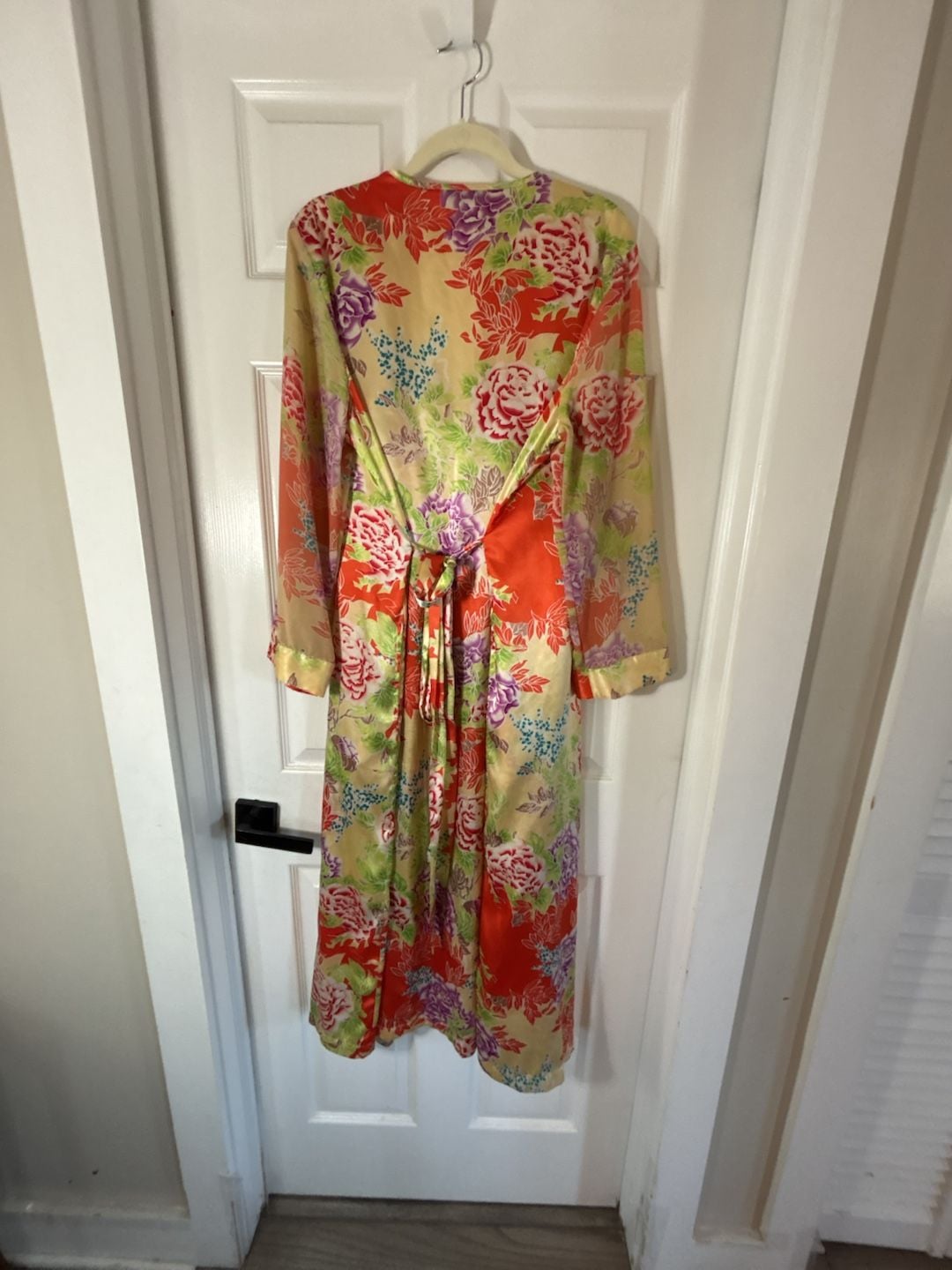 Vintage Delicates Floral Satin Chemise and Matching Robe Set Medium 11