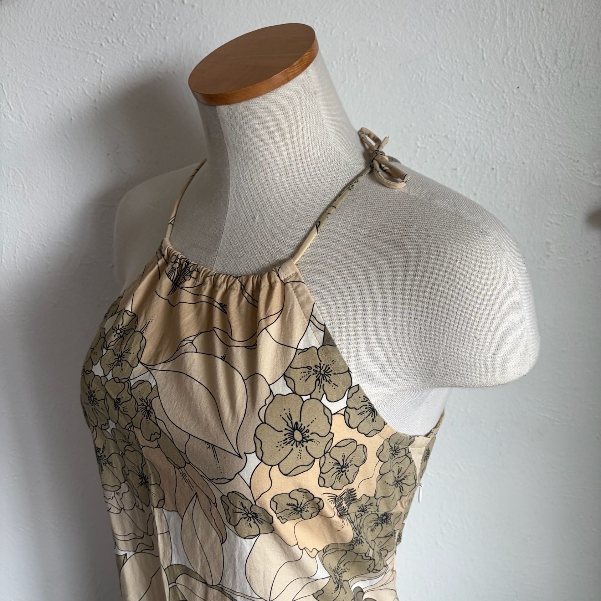 Old Navy Y2K Floral Halter Dress Size 6 4