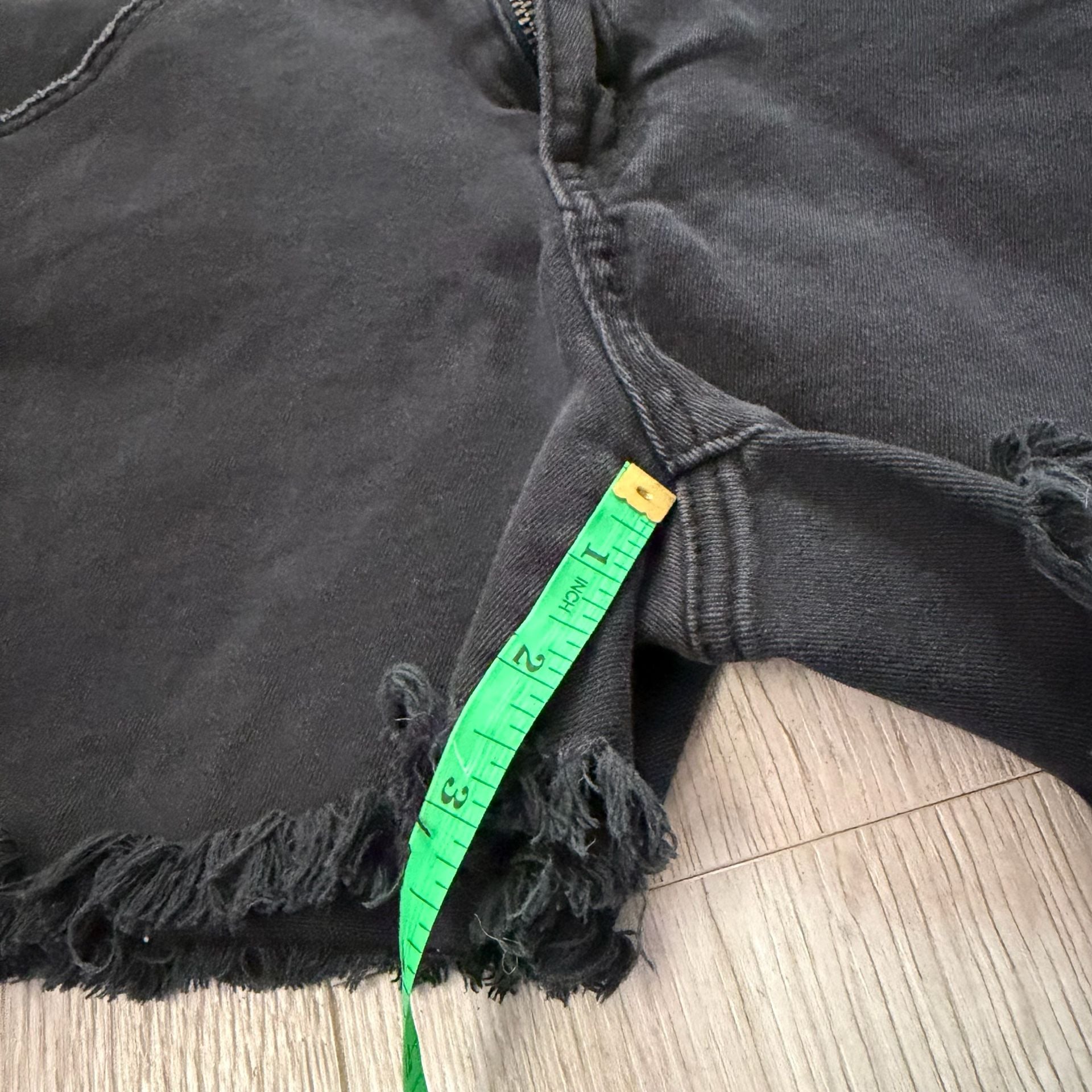 Zenana Black Raw Hem Shorts 7